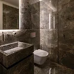 Quiet Luxury Retreat Design & Comfort Al Duomo Milaan
