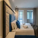 Quiet Luxury Retreat Design & Comfort Al Duomo Appartement Milaan