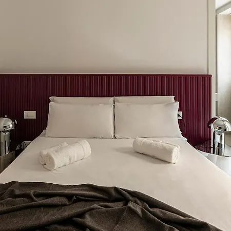 Quiet Luxury Retreat Design & Comfort Al Duomo Apartmán Milán