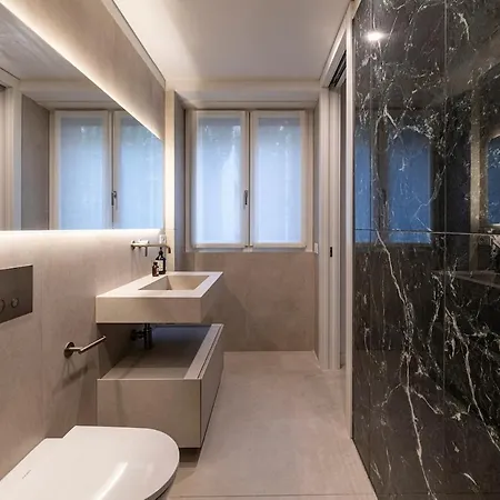 Appartement Quiet Luxury Retreat Design & Comfort Al Duomo *
