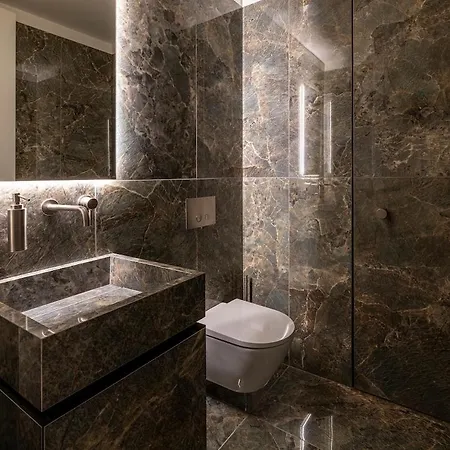 Quiet Luxury Retreat Design & Comfort Al Duomo Apartmán