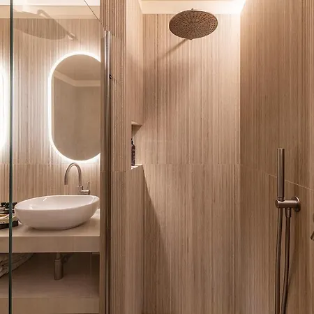 Apartment Quiet Luxury Retreat Design & Comfort Al Duomo Mailand